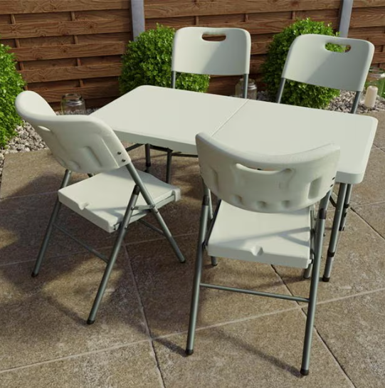 Table and 4 chairs Set